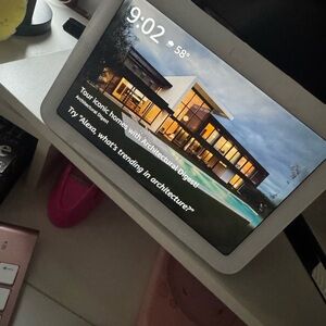 Amazon Alexa echo show